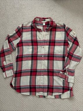 H&M Red and Cream Plaid Button-Down Flannel